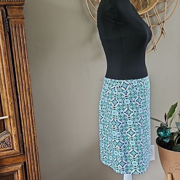Ann Taylor Factory NWT Blue Green and White Pencil Skirt Sz 8 - Picture 5 of 16